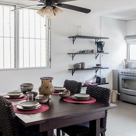 Whyz 4 You Private Rooms Puerto Morelos Eksteriør billede