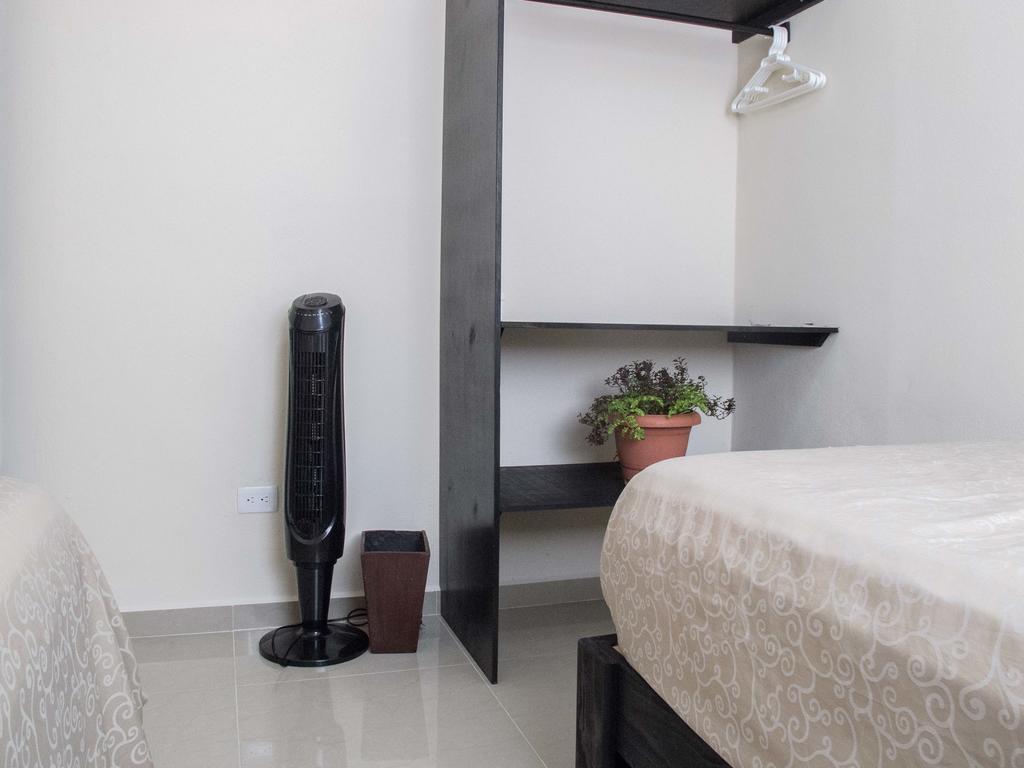 Whyz 4 You Private Rooms Puerto Morelos Værelse billede