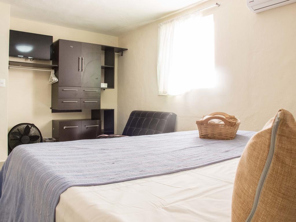 Whyz 4 You Private Rooms Puerto Morelos Værelse billede