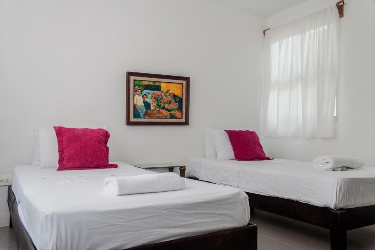 Whyz 4 You Private Rooms Puerto Morelos Eksteriør billede